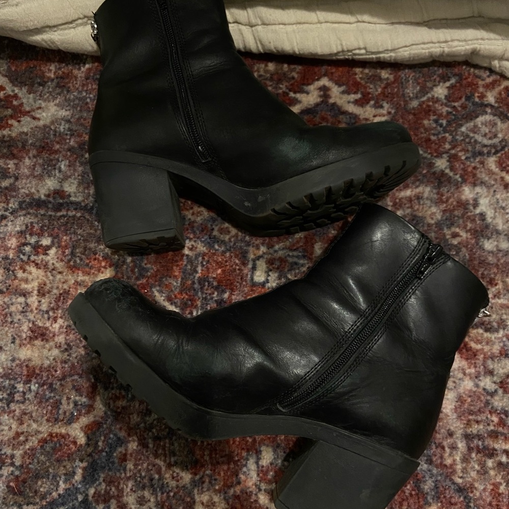 Vagabond Black Ankle Boots